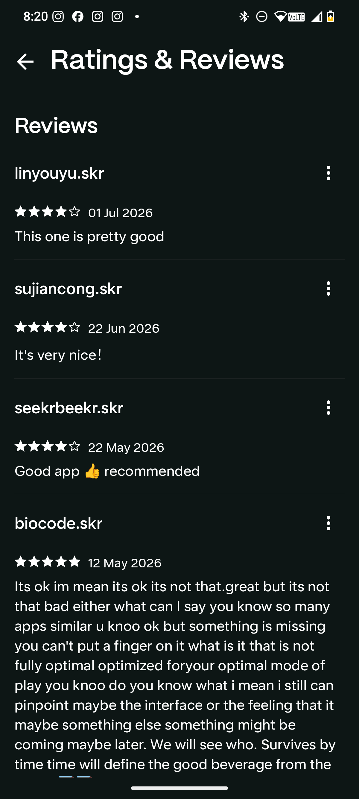 First SolPulse full reviews screenshot with recent Solana dApp Store reviews.